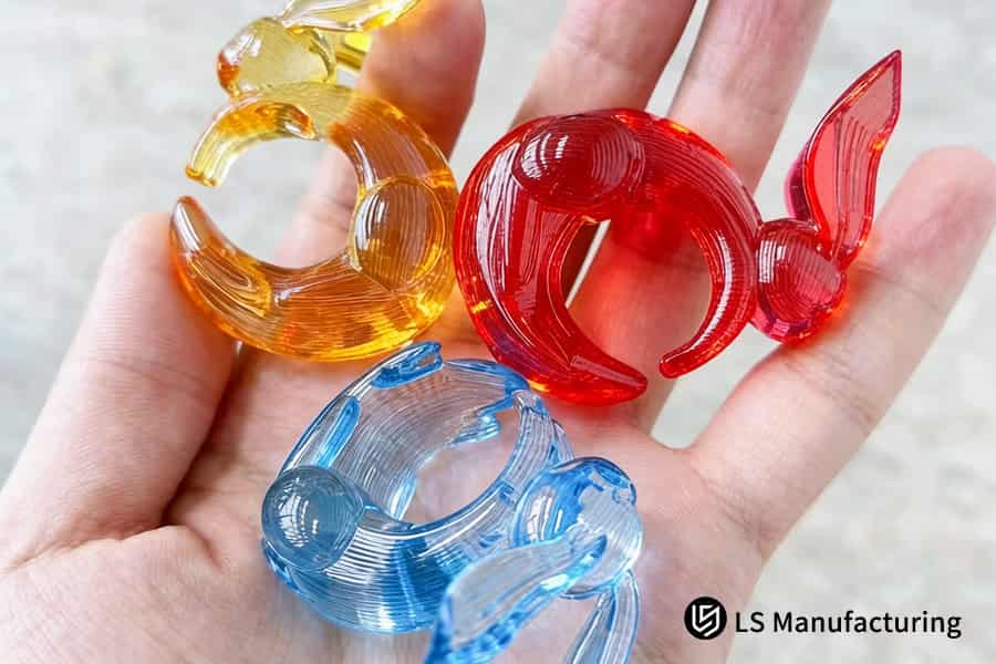 3D-печать позволяет создавать прототипы портативных ювелирных изделий с использованием прозрачных полимерных материалов