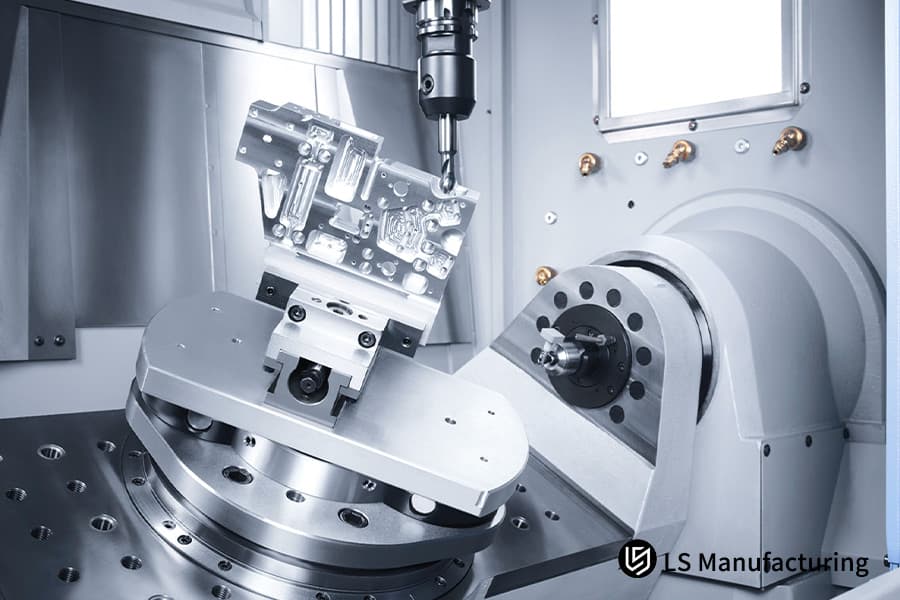 以透明的价格加工用于航空航天应用的高公差钛合金涡轮叶片。