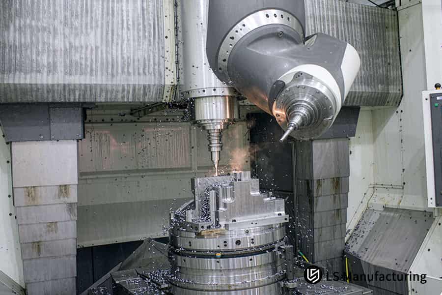 5-axis CNC machining mills AL 7075 finned base to ±0.005 mm.