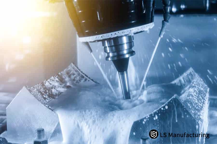 航空宇宙および医療機器製造用の金属ワークピースのアクティブ 5 軸加工中に厳しい許容誤差を指定します。