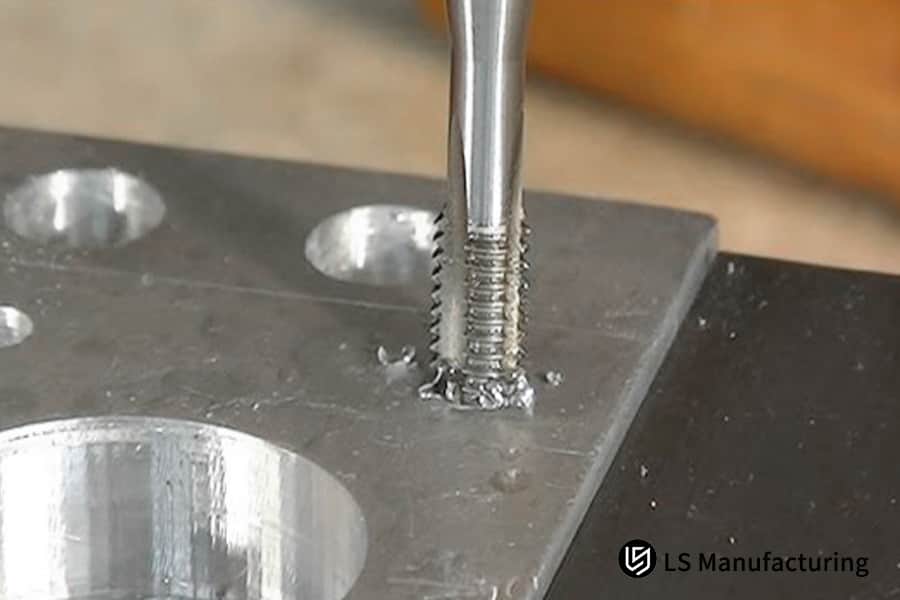 LS Manufacturing 提供的精密加工服务用丝锥选择指南.jpg