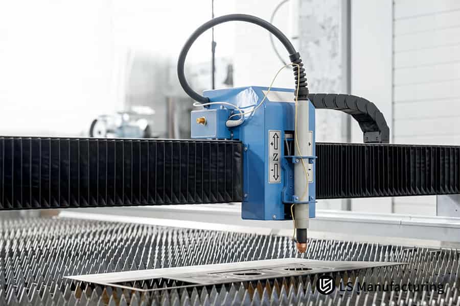 CNC 加工表面光洁度成本包括用于水管施工的黄铜配件车削。