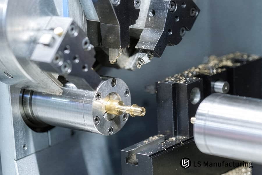 El mecanizado CNC verifica la pieza de acero inoxidable con una máquina de medición por coordenadas (CMM) con una precisión de ±0,005 mm.