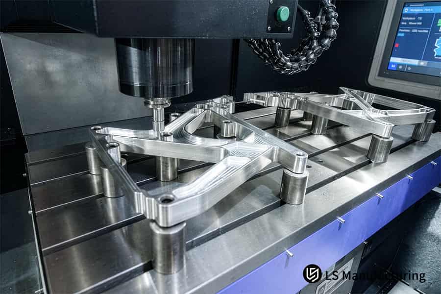 Precision CNC milling manufacturer machines multiple aluminum brackets in one setup.