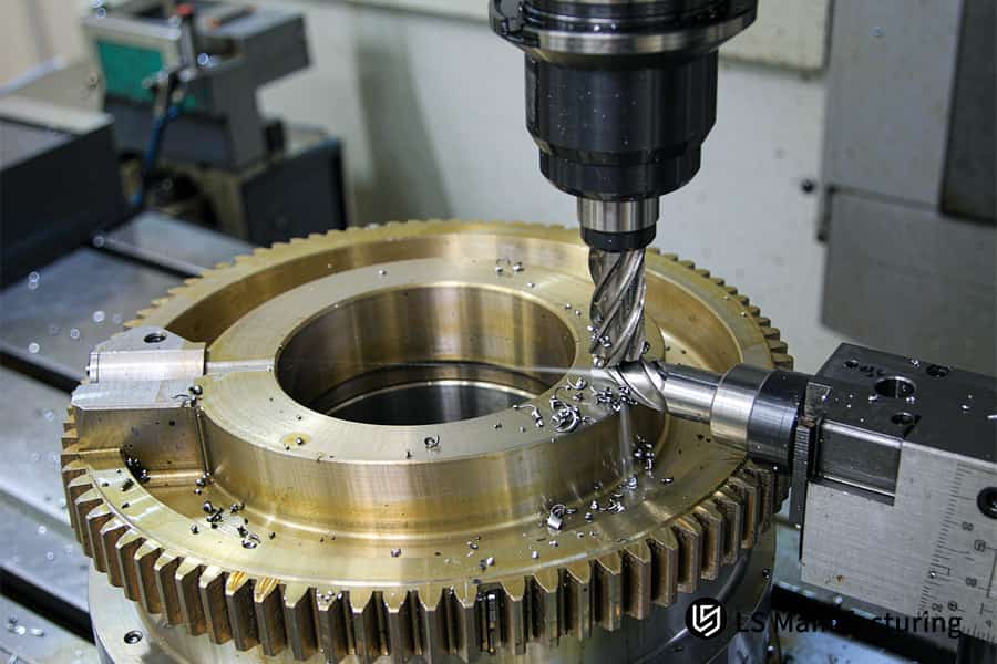 Custom gear machining DFM service mills brass gear to Rz 3.2 μm.