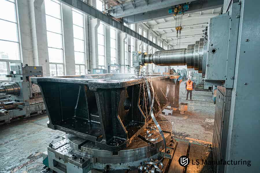 定制重型机械零件需要 580 度应力消除。
