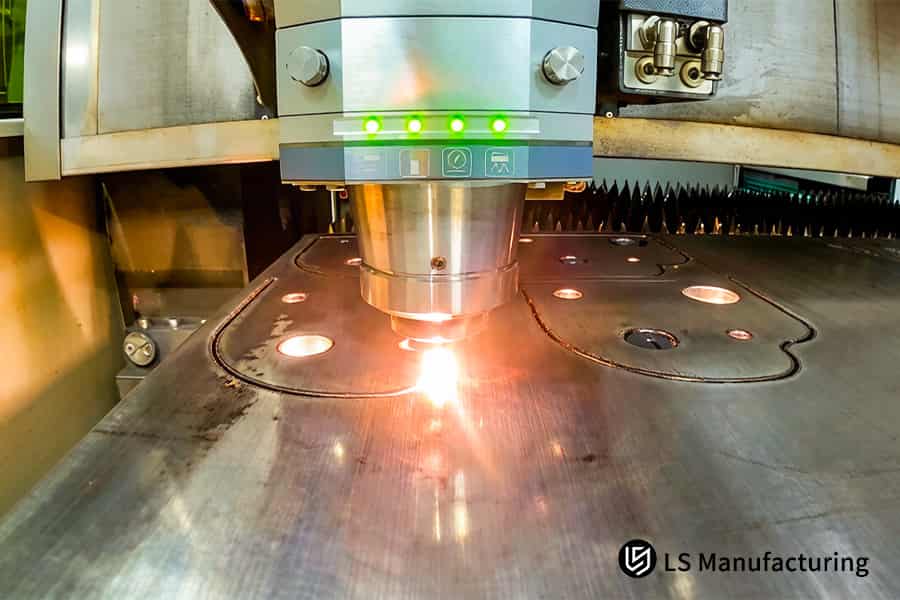 Processing 304 stainless steel sheet with OEM laser cutting services for vehicle chassis parts.