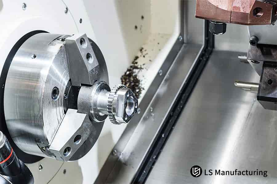 Live CNC milling of metal parts in machine by LS Manufacturing
