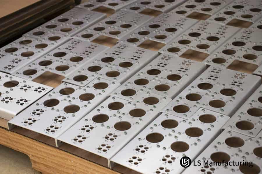 Optimize low volume rapid prototyping service