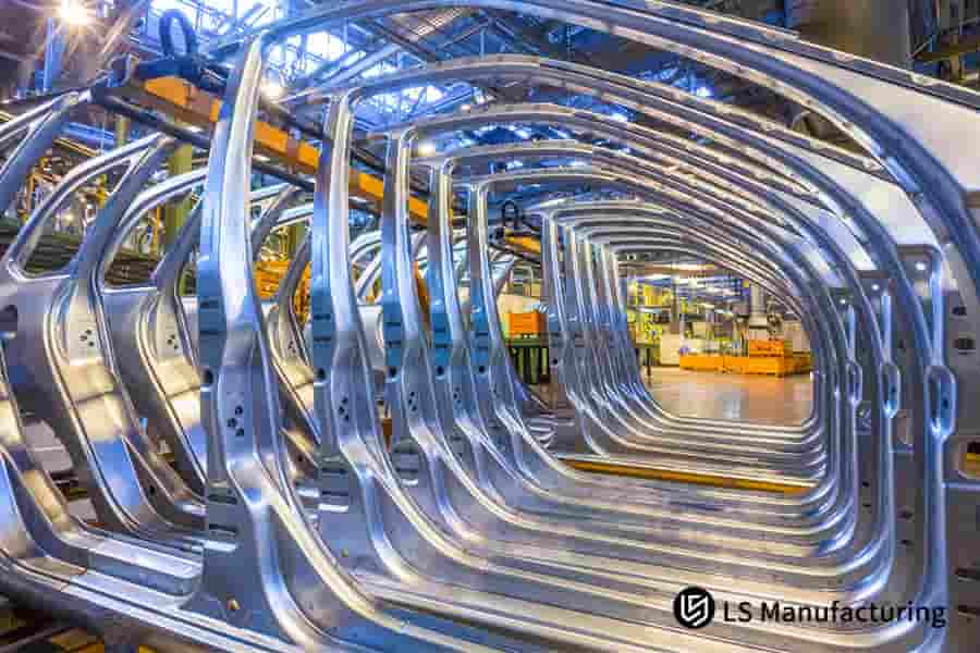Piezas para la fabricación de chapa metálica para vehículos eléctricos