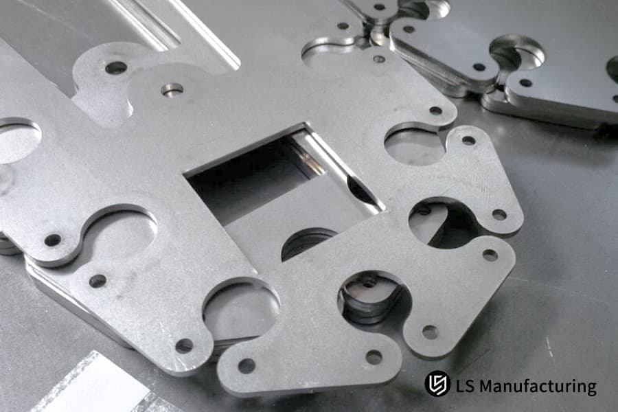 Precision Laser Cutting Service optimizes gas