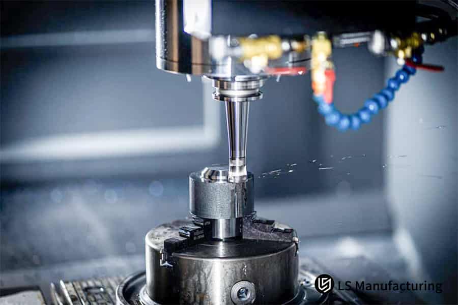 Bearbeitung von hochpräzisen Metalllegierungskomponenten für industrielle Fertigungsunternehmen und Präzisionstechnikdienstleistungen.