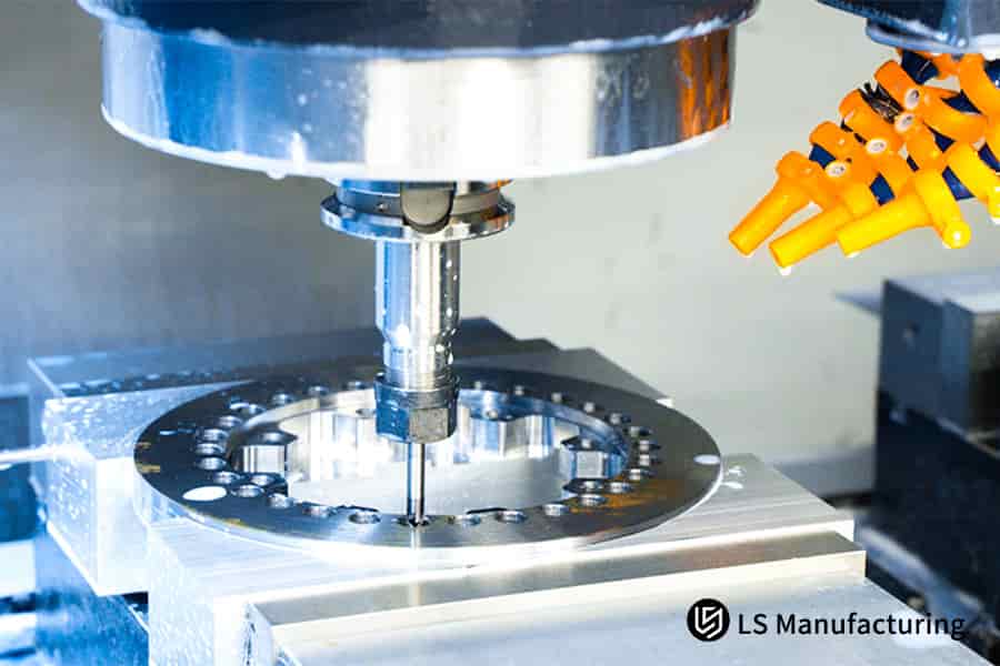 تصنيع شفة معدنية عالية الدقة لاختيار الموردين بدقة في الدليل الصناعي لعام 2026.