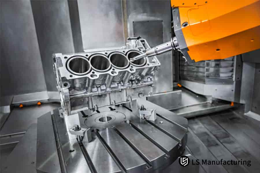 LS Manufacturing公司利用五轴数控机床精密制造复杂汽车零部件.jpg