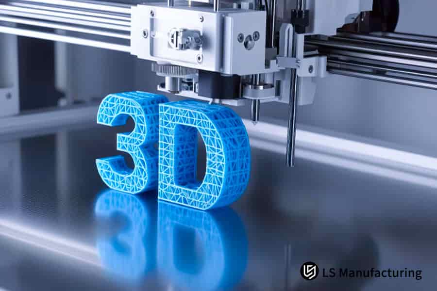 Быстрое прототипирование методом FDM: изготовление на заказ синих термопластиковых букв на заказ для промышленной 3D-печати и аддитивного производства.