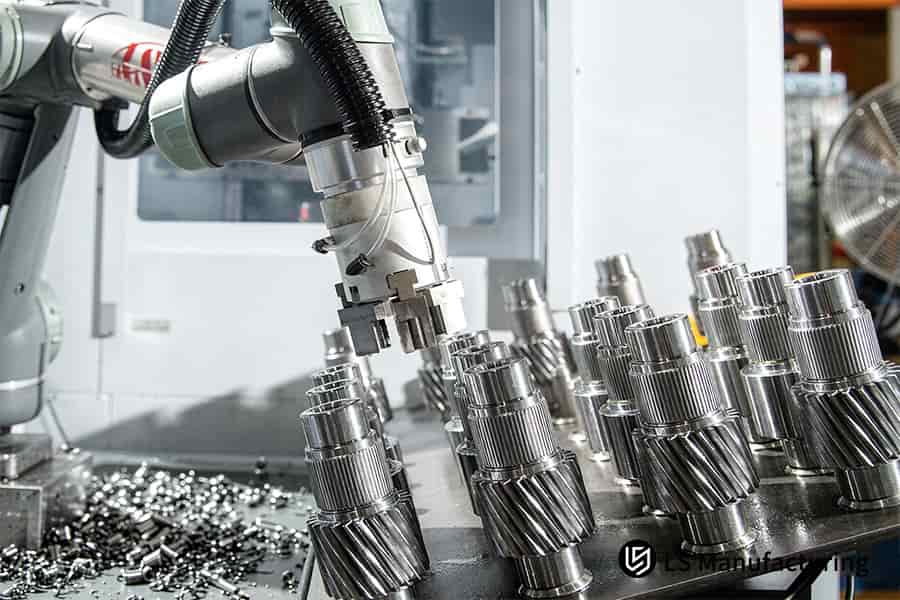 Il servizio di fresatura di precisione degli ingranaggi realizza ingranaggi elicoidali con materiale di 0,18 mm.