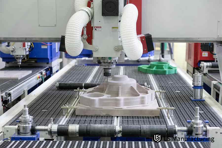 Las piezas mecanizadas mediante CNC robótica y de peso ligero consiguen un coste un 27,9 % menor.